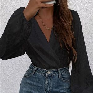 Long sleeve black leopard print bodysuit